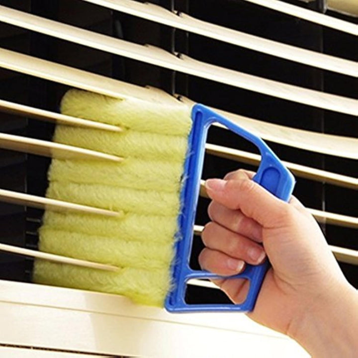 Deep Clean 7-Slat Brush for Window Rails, Blinds & Air Conditioner Vents