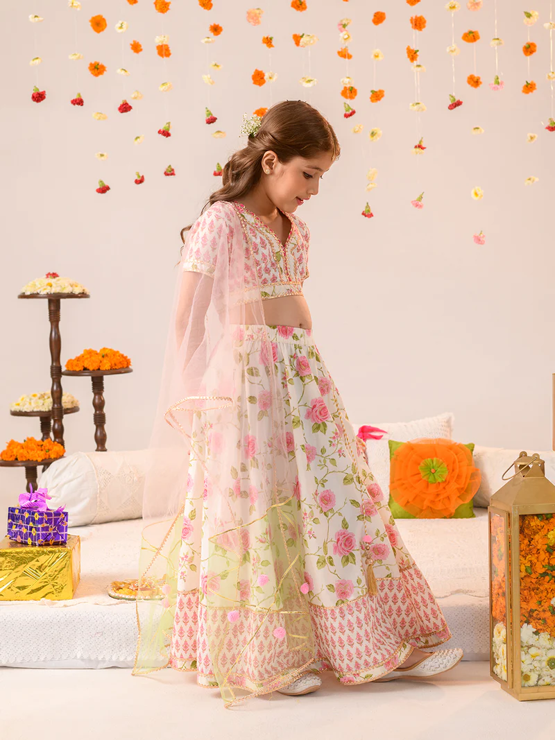 Elegant Floral Embroidered Lehenga Choli for Girls – Festive & Wedding Wear