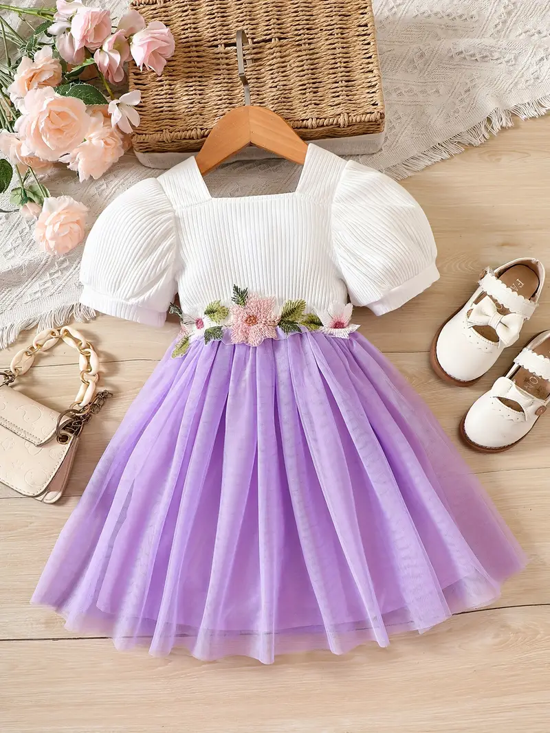 Elegant Baby Girl Dress with Floral Embellishments