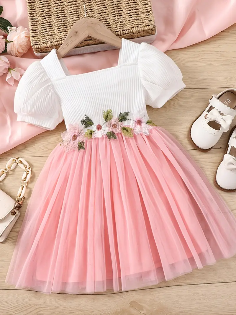 Elegant Baby Girl Dress with Floral Embellishments