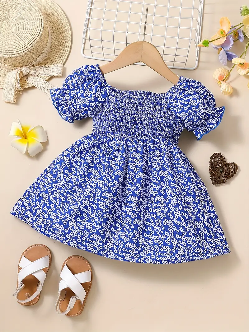 Adorable Baby Girl  Floral Dress – Summer Outfit with Puff Sleeves