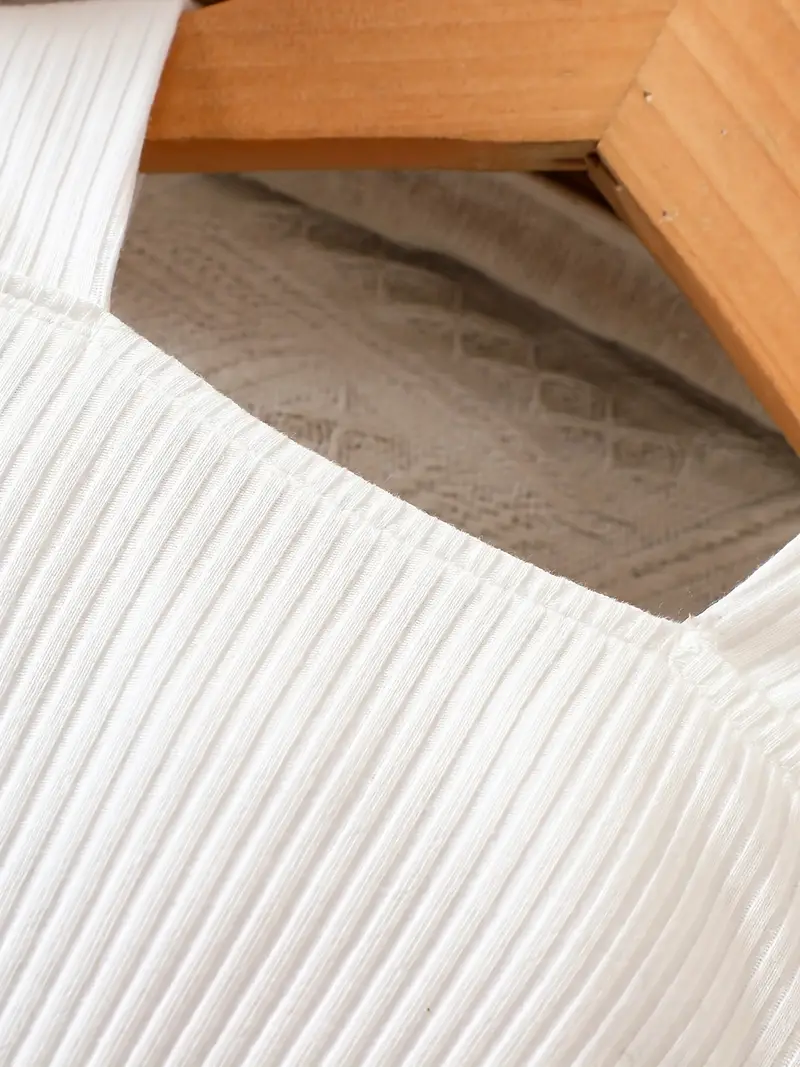 Elegant Baby Girl Dress with Floral Embellishments