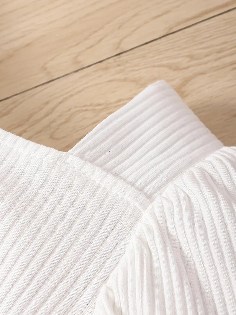 Elegant Baby Girl Dress with Floral Embellishments